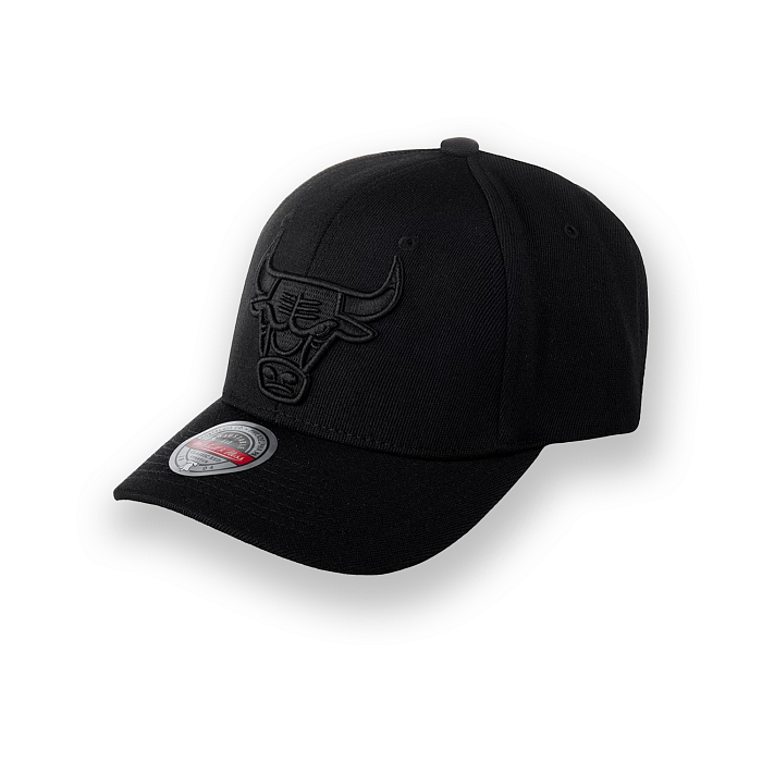 Бейсболка Mitchell&Ness D CHICAGO BULLS Black HHSSINTL101-CBUYYPPPBLCK
